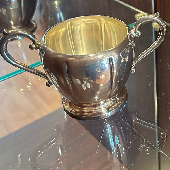 Vintage Arts Co Sugar Bowl 3" High & Creamer Silver-plated Armor SIlver Set of 2 - Picture 10 of 13